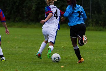 Bild 295 - B-Juniorinnen SV Henstedt Ulzburg - Frauen Bramfelder SV 3 : Ergebnis: 9:0
